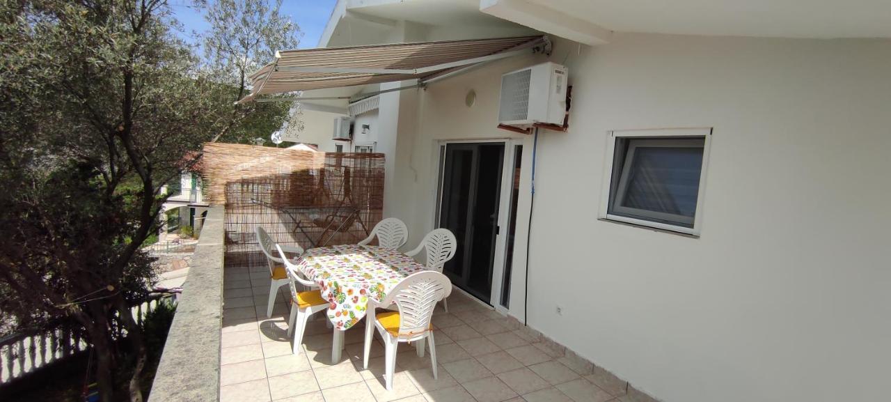 Apartmani Jovanovic Luštica Exteriör bild