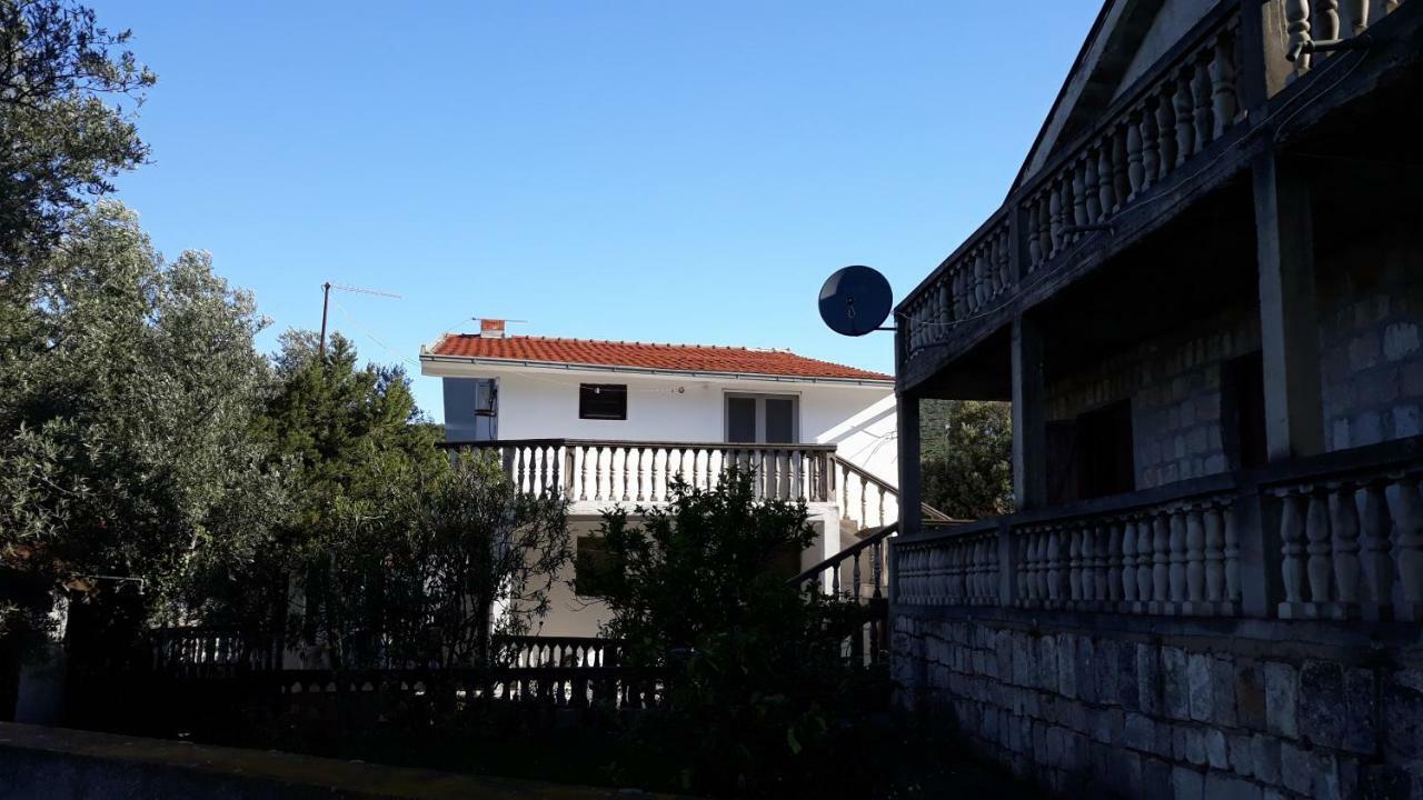 Apartmani Jovanovic Luštica Exteriör bild