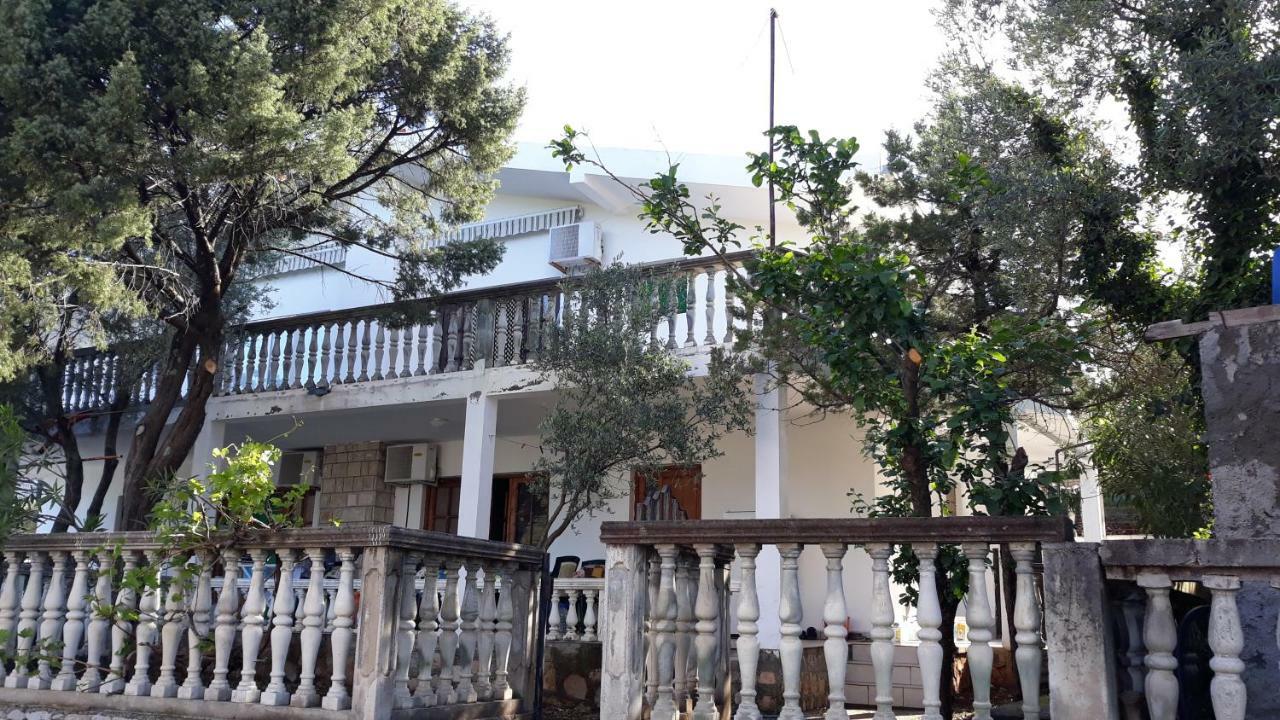 Apartmani Jovanovic Luštica Exteriör bild